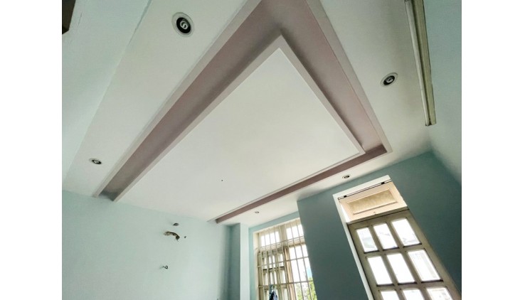 Bán Nhà 4 Tầng Mới Ở Ngay Hẻm Xe Hơi 56m2_4x12 chỉ Hơn 4 tỷ Tô Ngọc Vân Linh Đông Thủ Đức Hiếm Có.